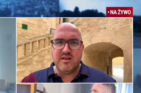 Ogladam"Wiadomości",bo nie stać mnie na dopalacze2 tweet media