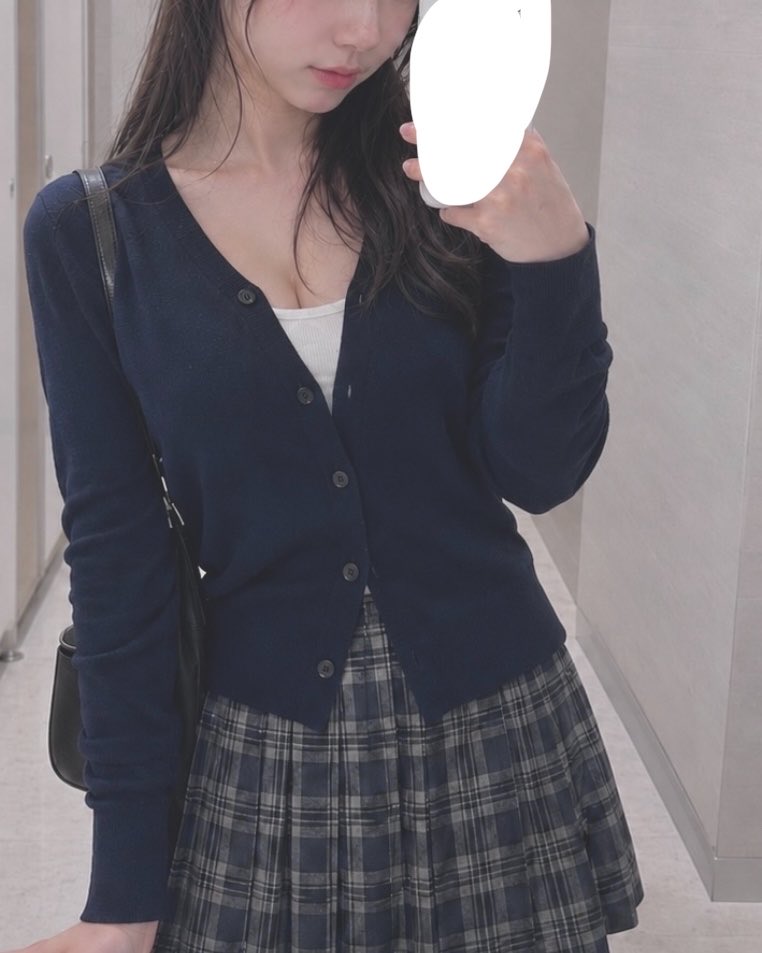 Hana tweet media