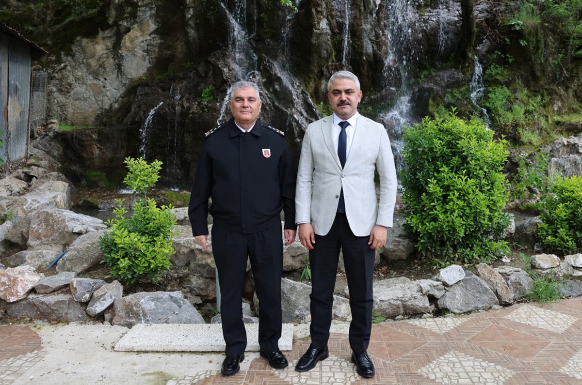 AliAvantr's tweet photo. Jandarma Genel Komutanımız Orgeneral Sayın Ali Çardakcı Paşamızı Belemedik’in o kendine has, huzur veren eşsiz doğasında ağırladık. Vatan sevgisiyle çarpan yüreklerin, millet aşkıyla atan kalplerin buluştuğu bu güzel günde paşamızla hasret giderdik; Pozantı’mızın geleceğine dair hasbihal ettik.

Bizleri ziyaretiyle onurlandıran Sayın Komutanımıza şükranlarımı sunuyorum. 🇹🇷