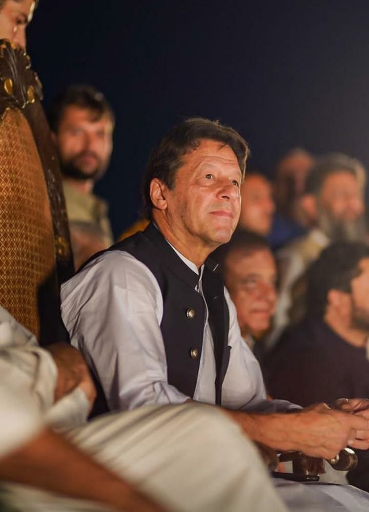 ik80433035's tweet photo. تیـری باتـوں میـں وہ سـکون تھـا 
جـو پـوری دنیـا میـں کہیـں نہیـں مـلا🫀🤌🥹 https://t.co/49wrHEE4hS