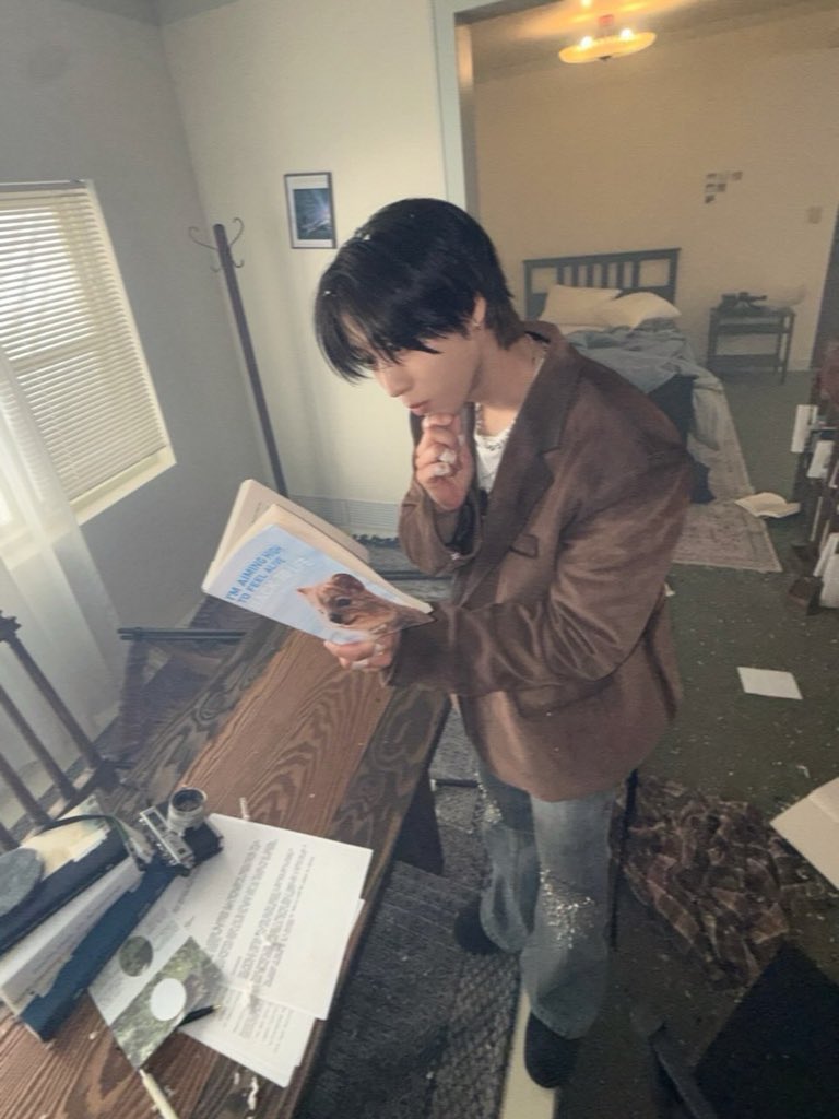 han jisung 💬 tweet media