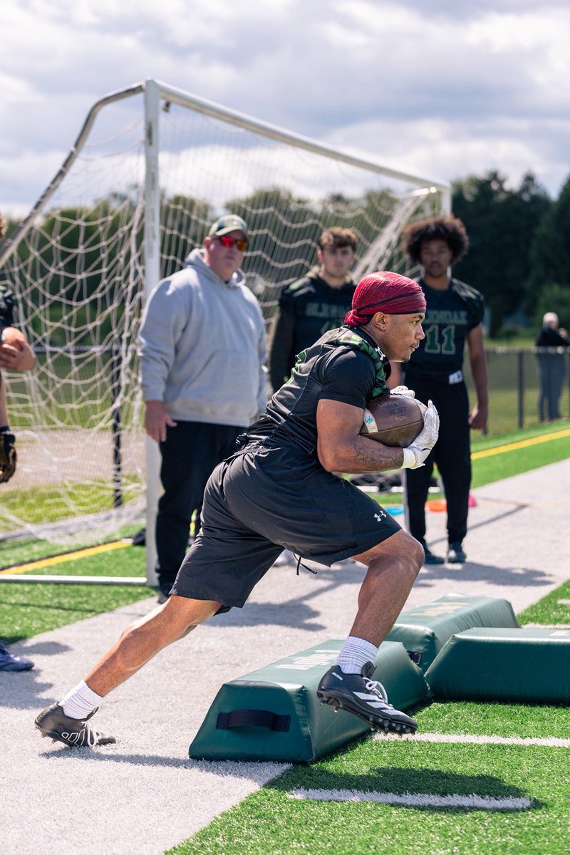 SnellLeland's tweet photo. 4.5 5-10-5
8'5 broad jump
7.0 L-Cone Drill

Had a great time at my College Showcase ! Go Eagles https://t.co/9uEEEHD8dg