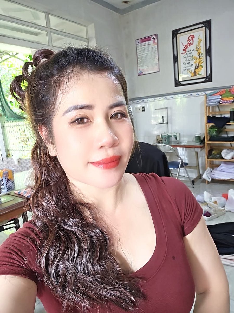 chị lê tweet media