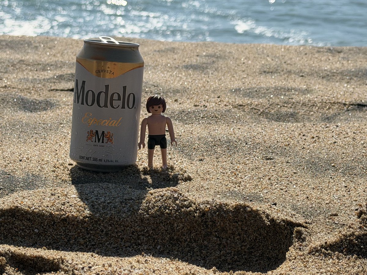 dosveces's tweet photo. Ando en la playa 🏝️, no voy a poder ir al estadio 🏟️, vendo mis boletos en lo que costaron. En la zona más cómoda. https://t.co/e8xD8o6gTw