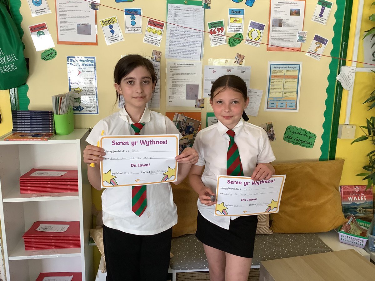 SJLCARDIFF's tweet photo. Ardderchog to #Year5/6Teilo stars of the week! #ambitiousandcapable @SJLCardiff https://t.co/SkIwU2GAF0