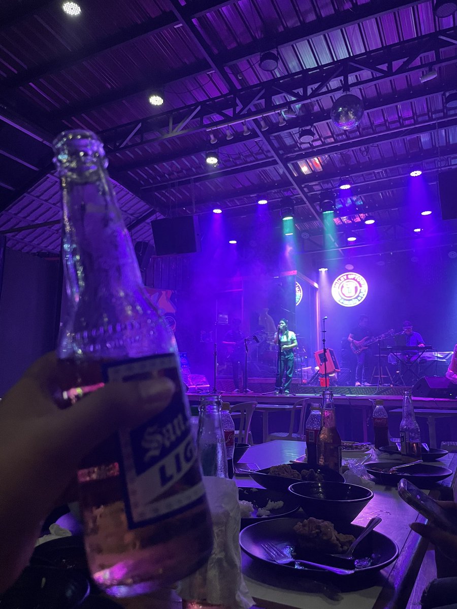 dos4dos_ej's tweet photo. Cheers🍻 https://t.co/hzoIL5CPcG