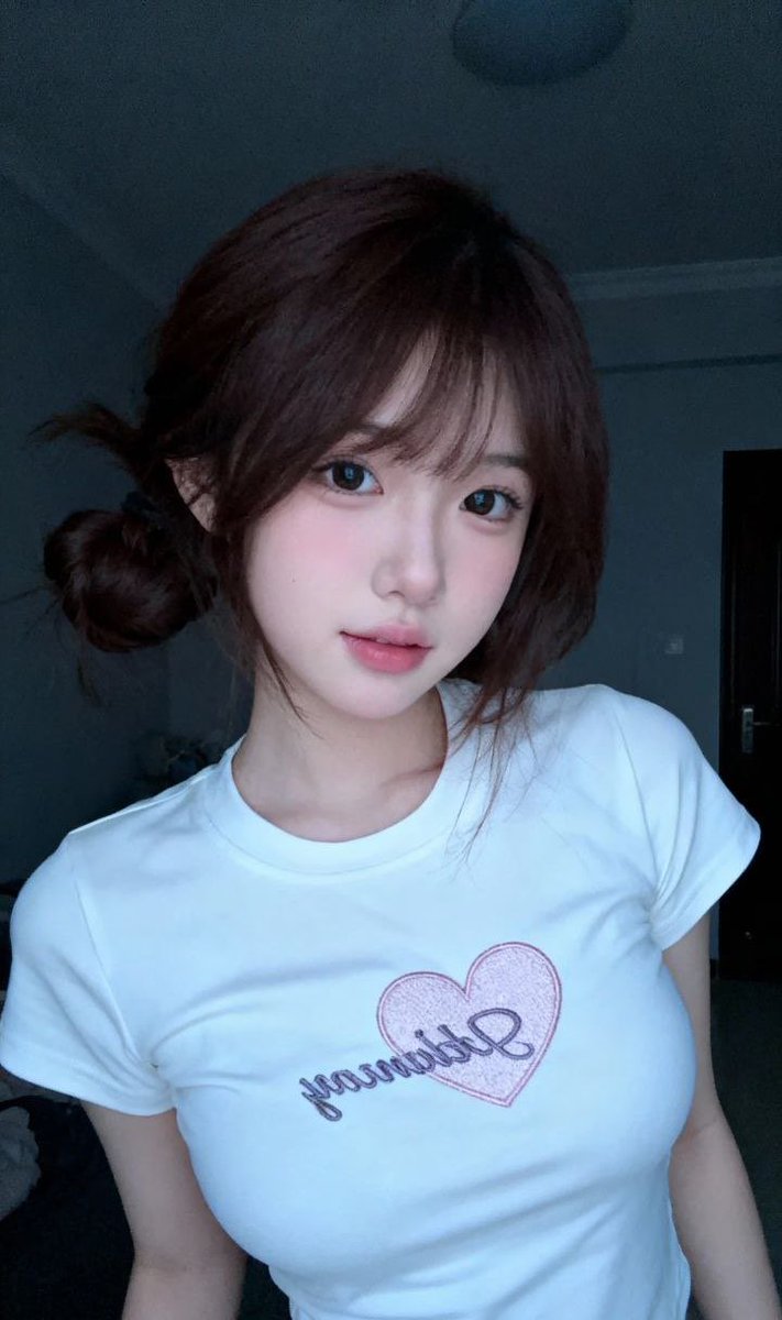 脱衣妹妹-AI脱衣一键脱衣 tweet media