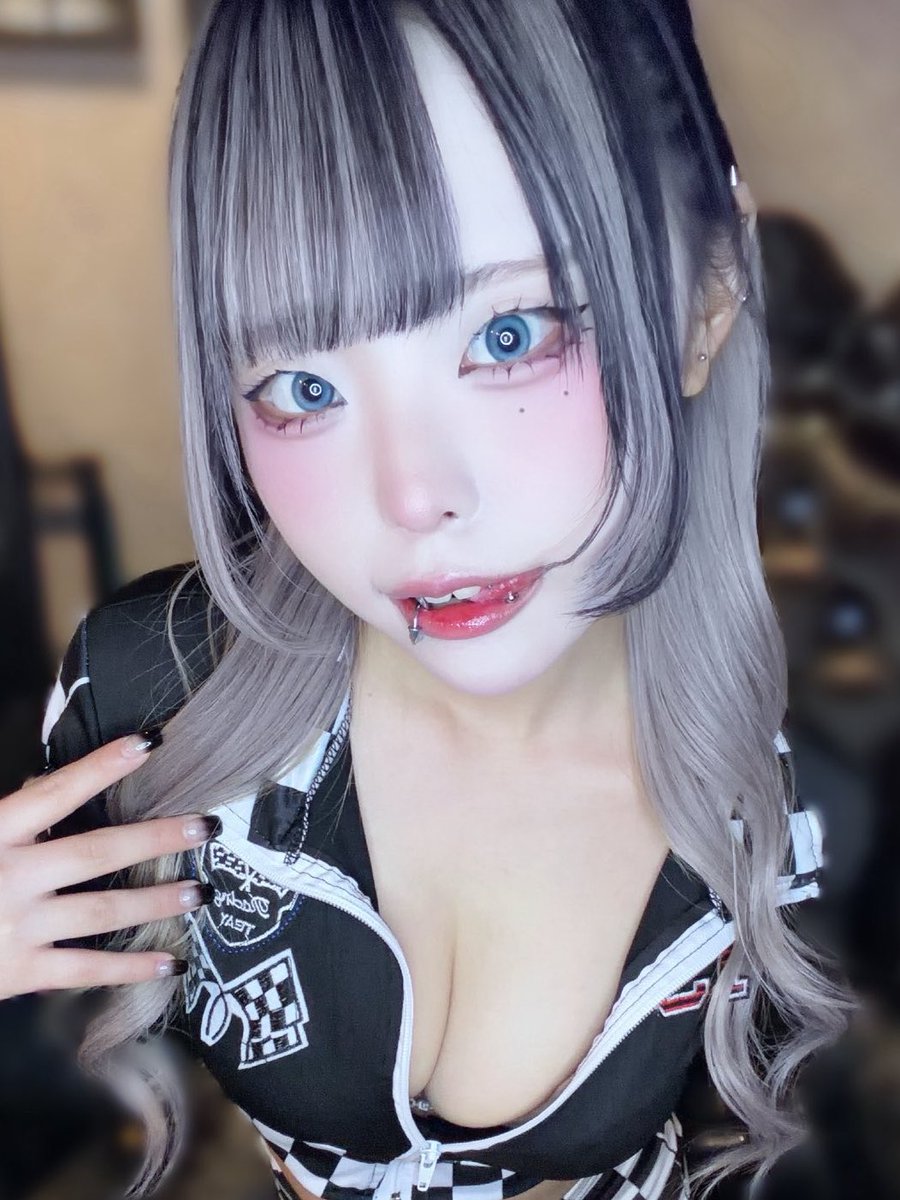 l_lset's tweet photo. …相手したげる♡

まぁ〜ぞ…♡

 #貼り合い https://t.co/scCBhmyRLL