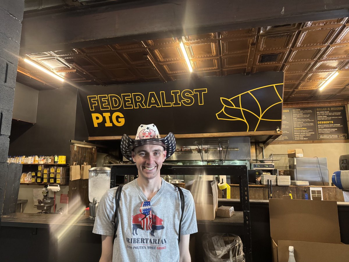 spartyryanh's tweet photo. @federalistpig @DCitySmokehouse https://t.co/8S15xbP94A