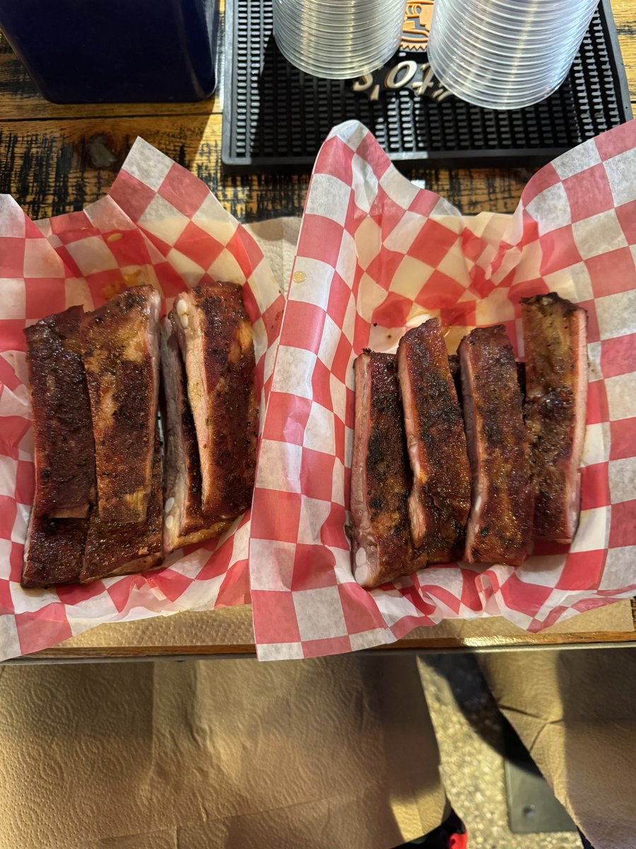 spartyryanh's tweet photo. @federalistpig @DCitySmokehouse https://t.co/8S15xbP94A