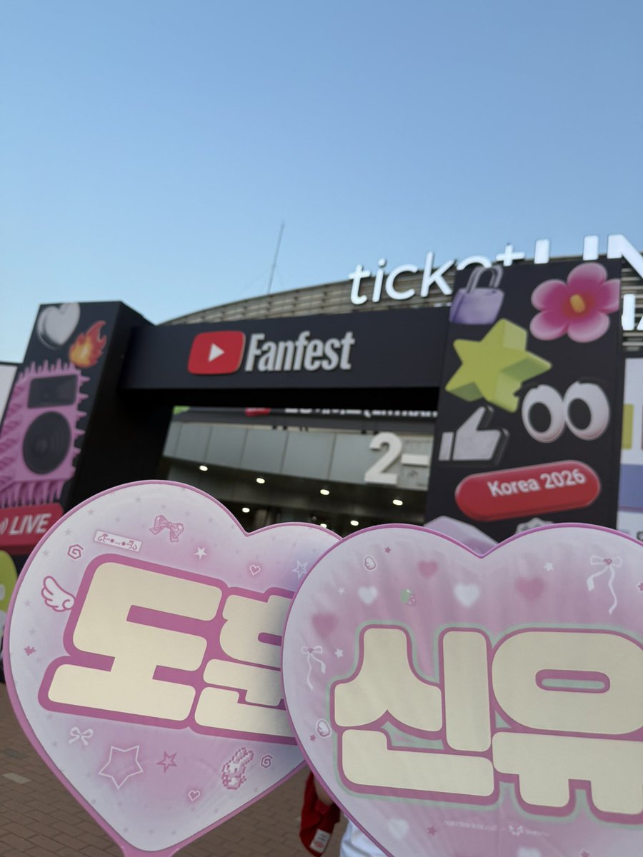 채룽이 tweet media
