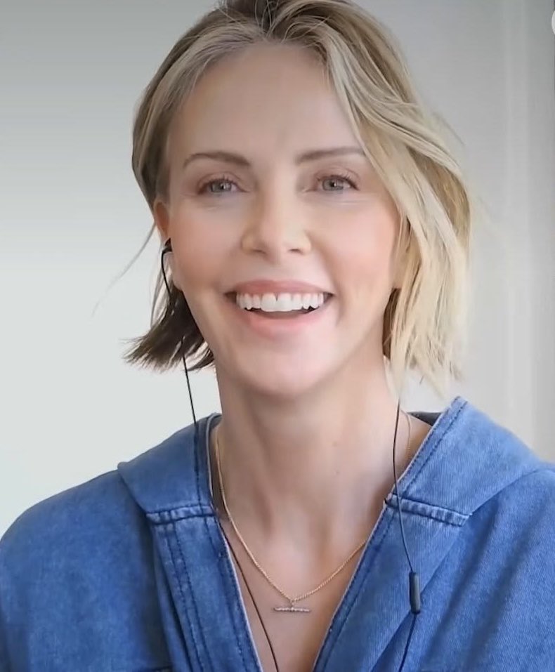 Charlize4878's tweet photo. Happiness matters alot ❤️💯 https://t.co/TXFa9lIvbd