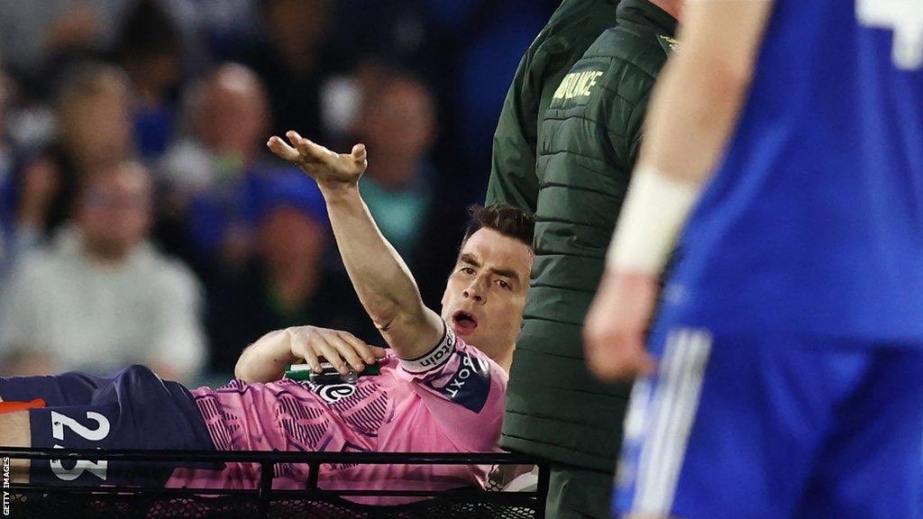 TFinnAgain's tweet photo. From the day you put on the armband you’ve been more than a captain you’ve been Everton’s heartbeat.

Lived &amp; immersed yourself in the city. A symbol of what it means to play for Everton &amp; led with courage, humility &amp; an unbreakable love for the club.

Thank you Seamus Coleman 💙 https://t.co/dHSXba4ygh