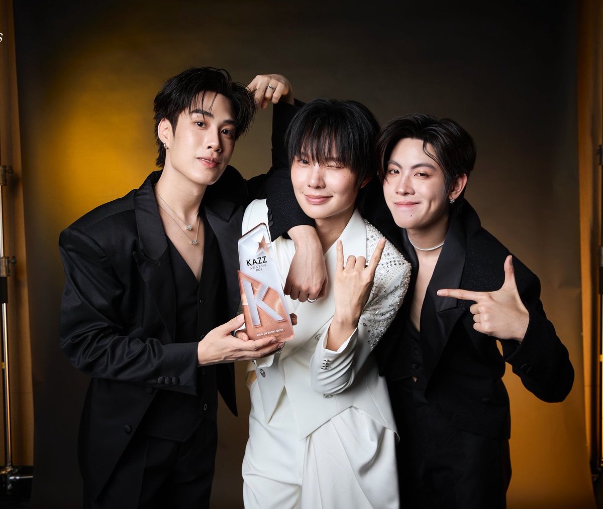 𝙢𝙤𝙤𝙣 ۶ৎ tweet media