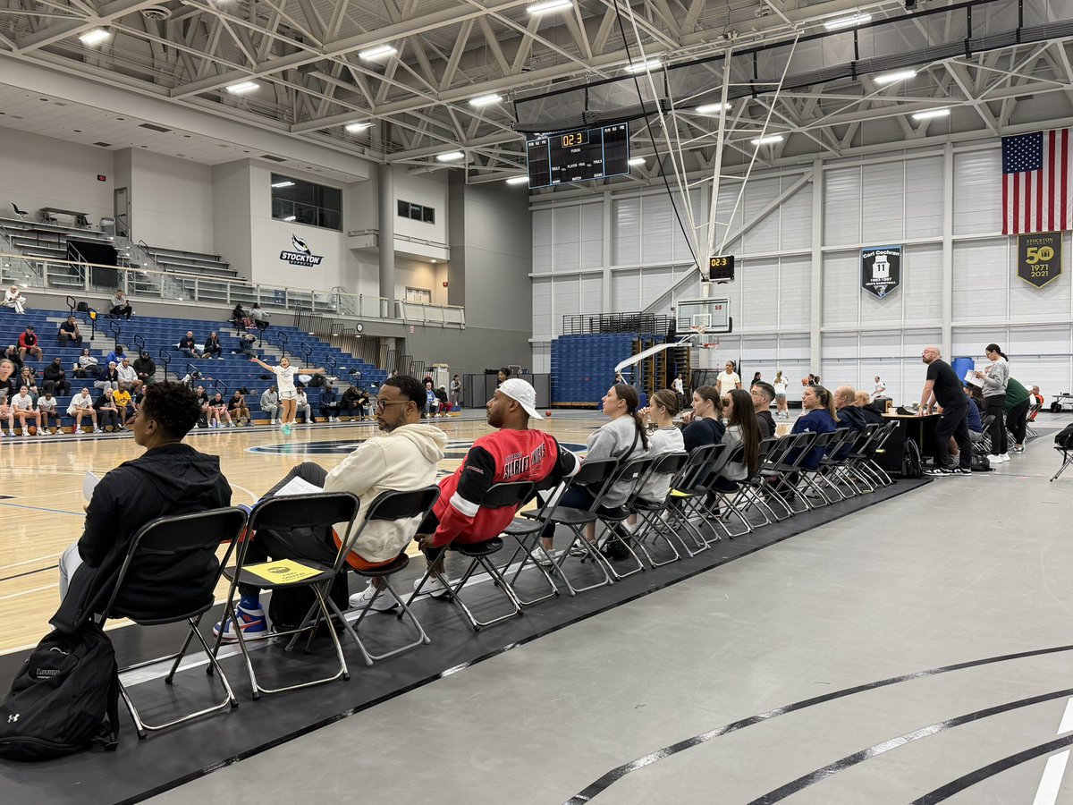 She Hoops Basketball tweet media