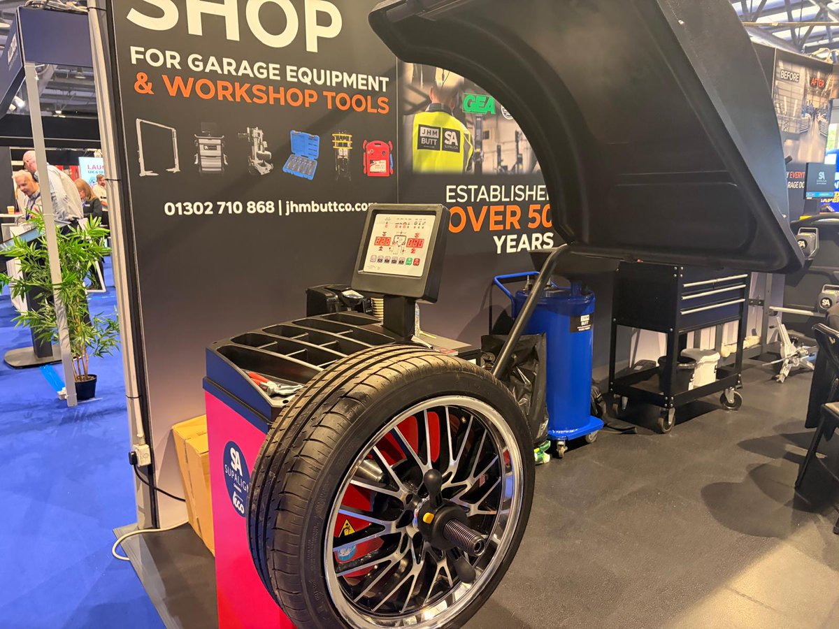 MECHANEXShow's tweet photo. Time flies when you are having fun!

We can’t believe there is only one hour left before we close the doors on #Mechanex North 2026 😢

Now’s the time to grab those last-minute deals, or whether to buy that product you’ve had your eye on all day 👀

#TadeShow #Product #Deals https://t.co/KUxzeBsNZK
