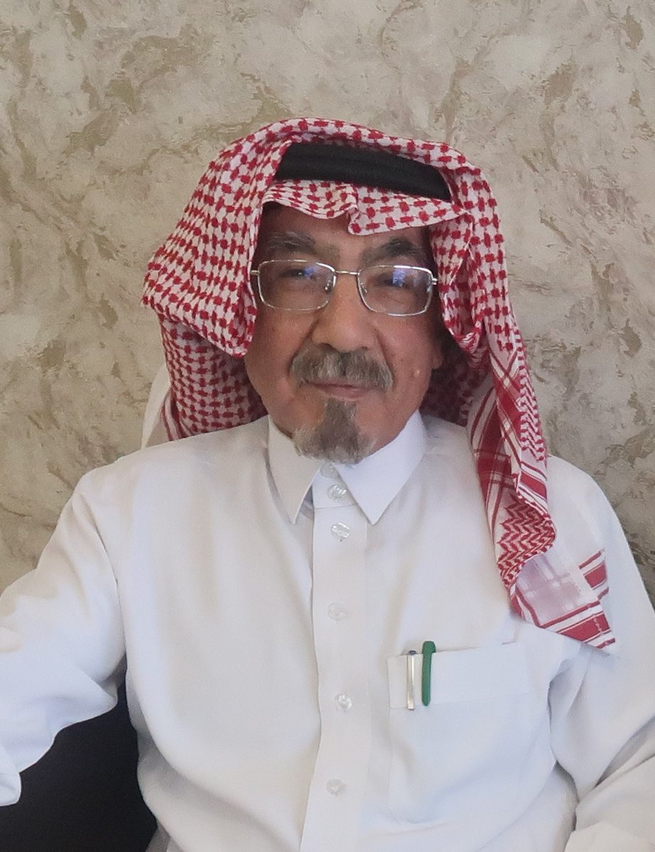 aaah1426's tweet photo. ثم انتقى الدكتور يحيى بن جنيد في عام ١٤٠٠ه‍/١٩٧٩م بعض مقالات السرحان المنشورة في الصحف والمجلات، وأصدرها في كتاب عنوانه (من مقالات حسين سرحان)، وهو من منشورات النادي الأدبي بالرياض، وضم ٥٤ مقالة، وتشكل ١٨ في المئة من إنتاج السرحان، وأعيد نشرها في الأعمال الكاملة.
@AdbiRiyadh https://t.co/7VdrM0mFEc