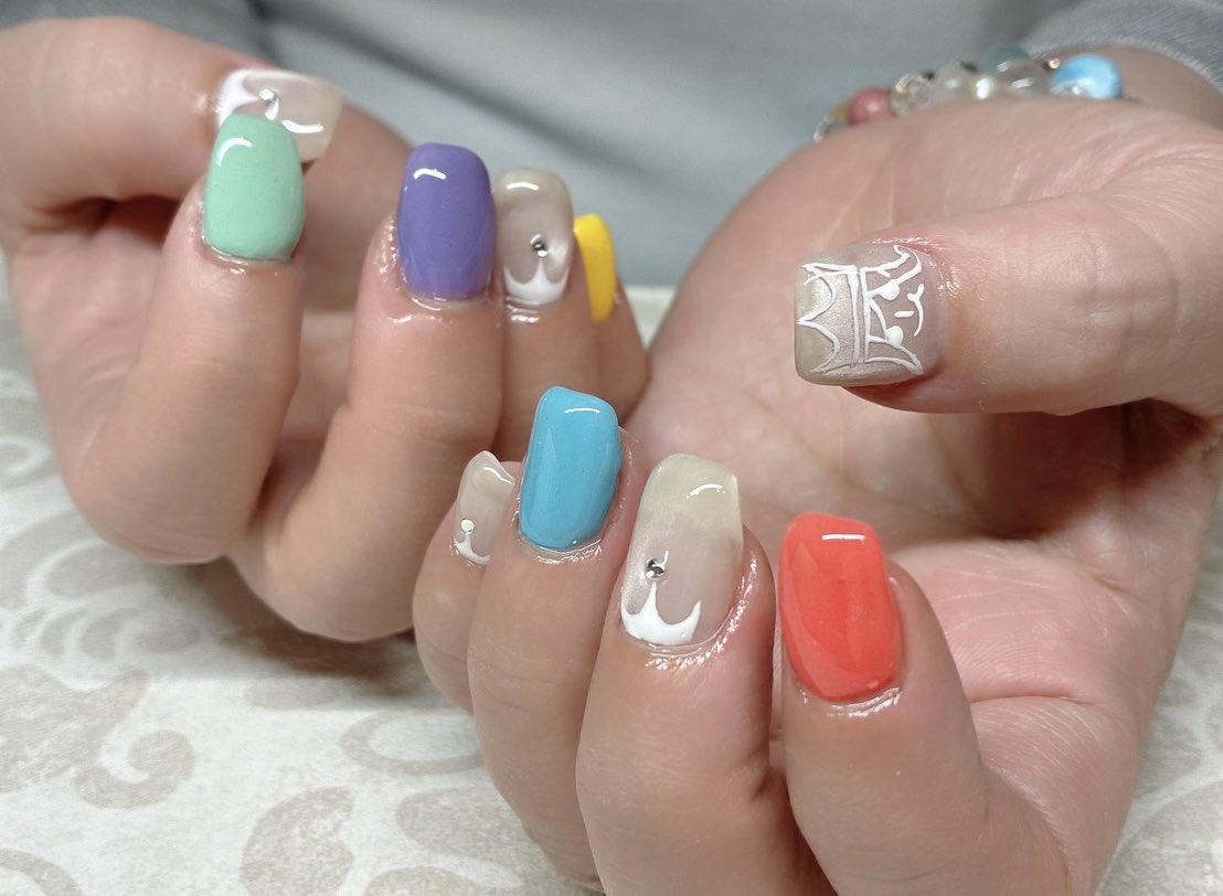 chirore_na's tweet photo. ネイルチェンジ

今回はもちろん！
嵐ネイルです💅

可愛い仕上げてもらいました。
ありがとう
これで17日参戦してきます。

#gelnail
#ジェルネイル 
#嵐ネイル https://t.co/4t2G92x4KB