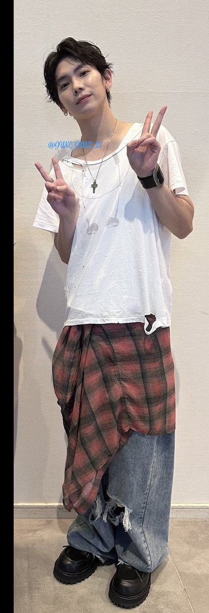 ぺろ tweet media