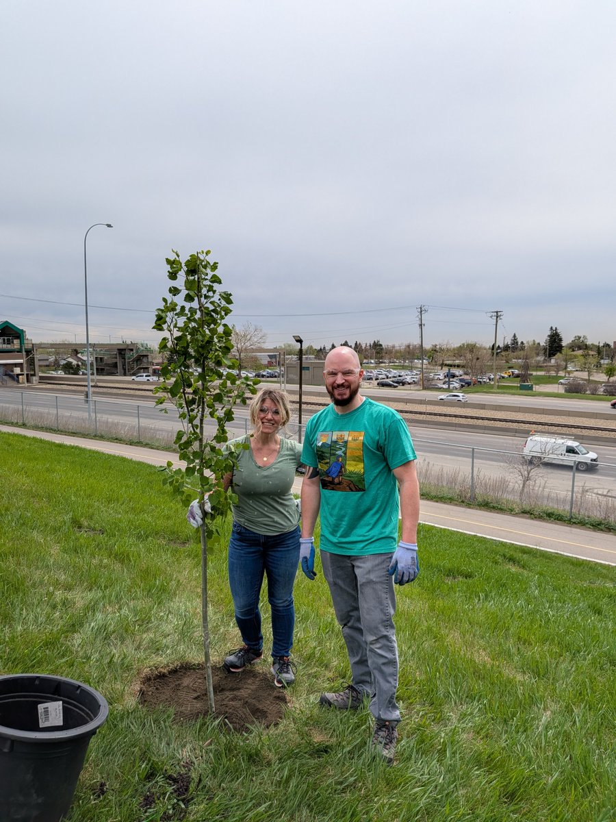 SpartanControls's tweet photo. Our Green Team in Calgary partnered with the City of Calgary’s Branching Out program to plant 16 trees around our office, helping grow the city’s urban tree canopy &amp; support a greener future. Canopy coverage is at 9.62%, with a goal of 16% by 2029. https://t.co/Rar7zeP16N