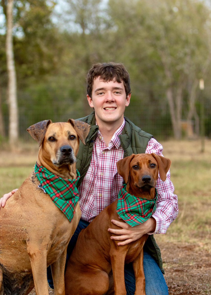 paulmayhew4's tweet photo. #BAYLORGRAD https://t.co/CtEFO8qKK4