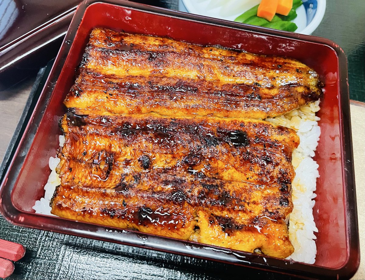 まー tweet media