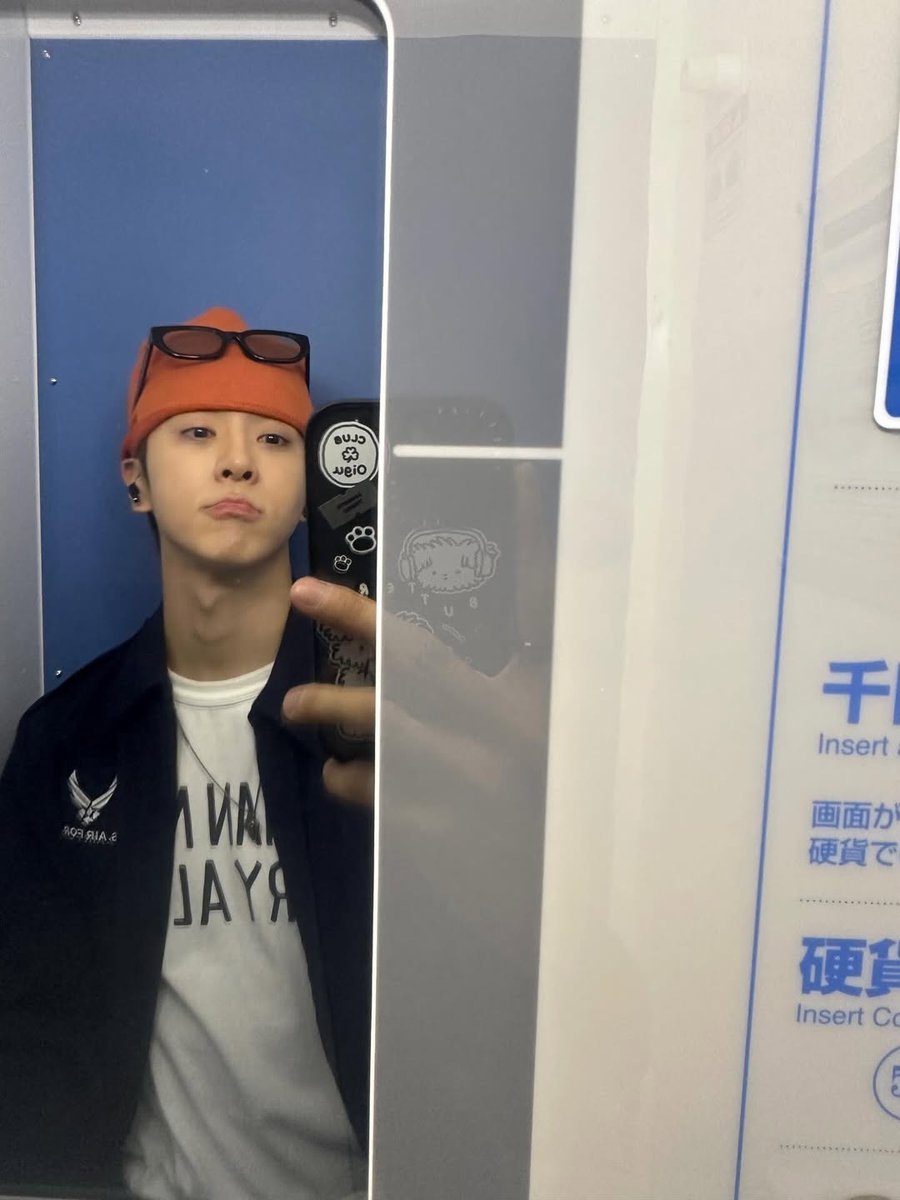 neokjun's tweet photo. 260515 Yoojun Instagram update

"🍊"

#BAE173 #YOOJUN #유준 https://t.co/KzOHXbvcRA