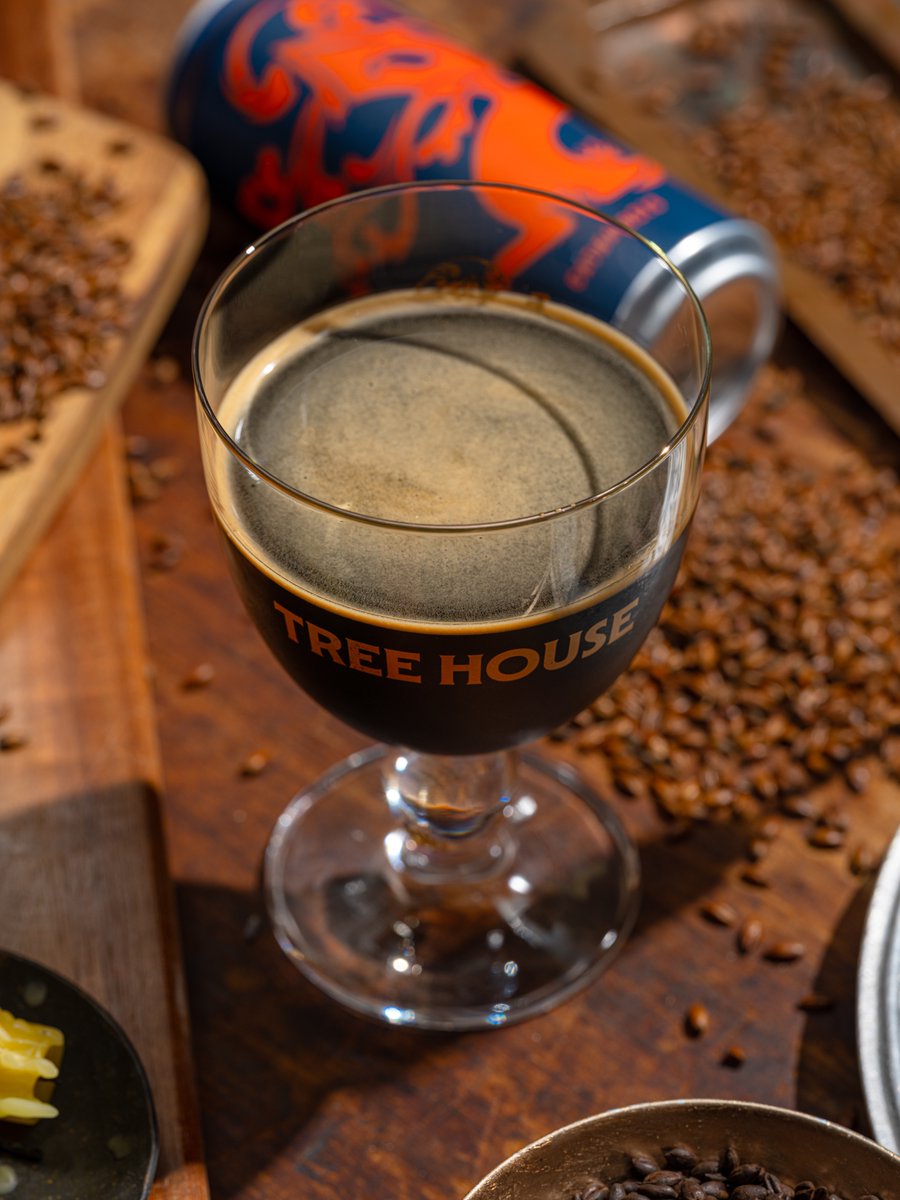 TreeHouseBrewCo's tweet photo. The world needs more Robust Porter - we're happy to do our part. 

Catharsis is a Porter that we brew only a handful of times each year. It carries notes of cocoa powder, fudge, and caramel balanced by a dark chocolate-like bitterness and a hearty body.

It's a genuine rrarity in the world of dark beer. Incredibly decadent yet surprisingly quaffable, it hits the spot when you’re craving layers of rich, chocolatey roasted flavor but aren’t in the mood for a high ABV or barrel-aged sipper.