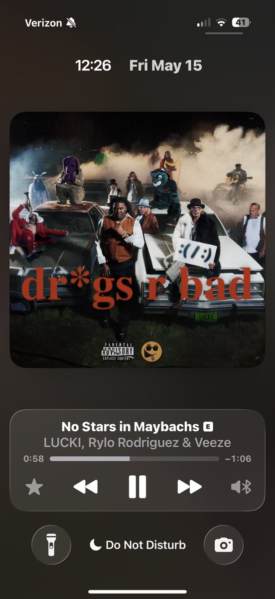 justDenali__'s tweet photo. drake. i havent listened to any of your stuff yet but YOU COULDNT MAKE THESE. 😭 https://t.co/8d42CvVM7H