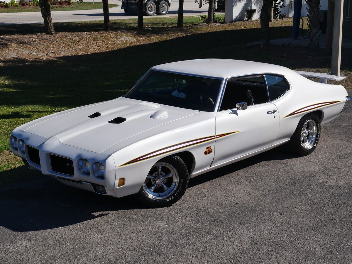BuyTheCarCom's tweet photo. 1970 Pontiac GTO Judge Tribute with Numbers-matching 400 CID V8 🏁 #classic #car https://t.co/u7XYnaWsOI https://t.co/pHh5oi6SLp