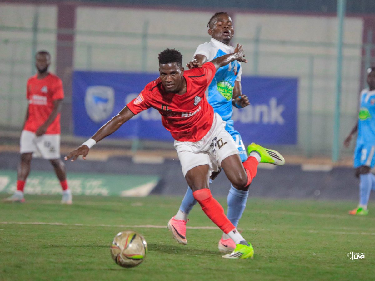 WilliamLmp's tweet photo. โ๏ธ @VipersSC 0 - 1 @KitarafcHoima
๐๏ธ St.Maryโs Stadium,Kitende
โฑ๏ธHalf-Time.
๐ @FUFAUgandaCup
#GameOn #VIPURA https://t.co/TUvoWc0BFN