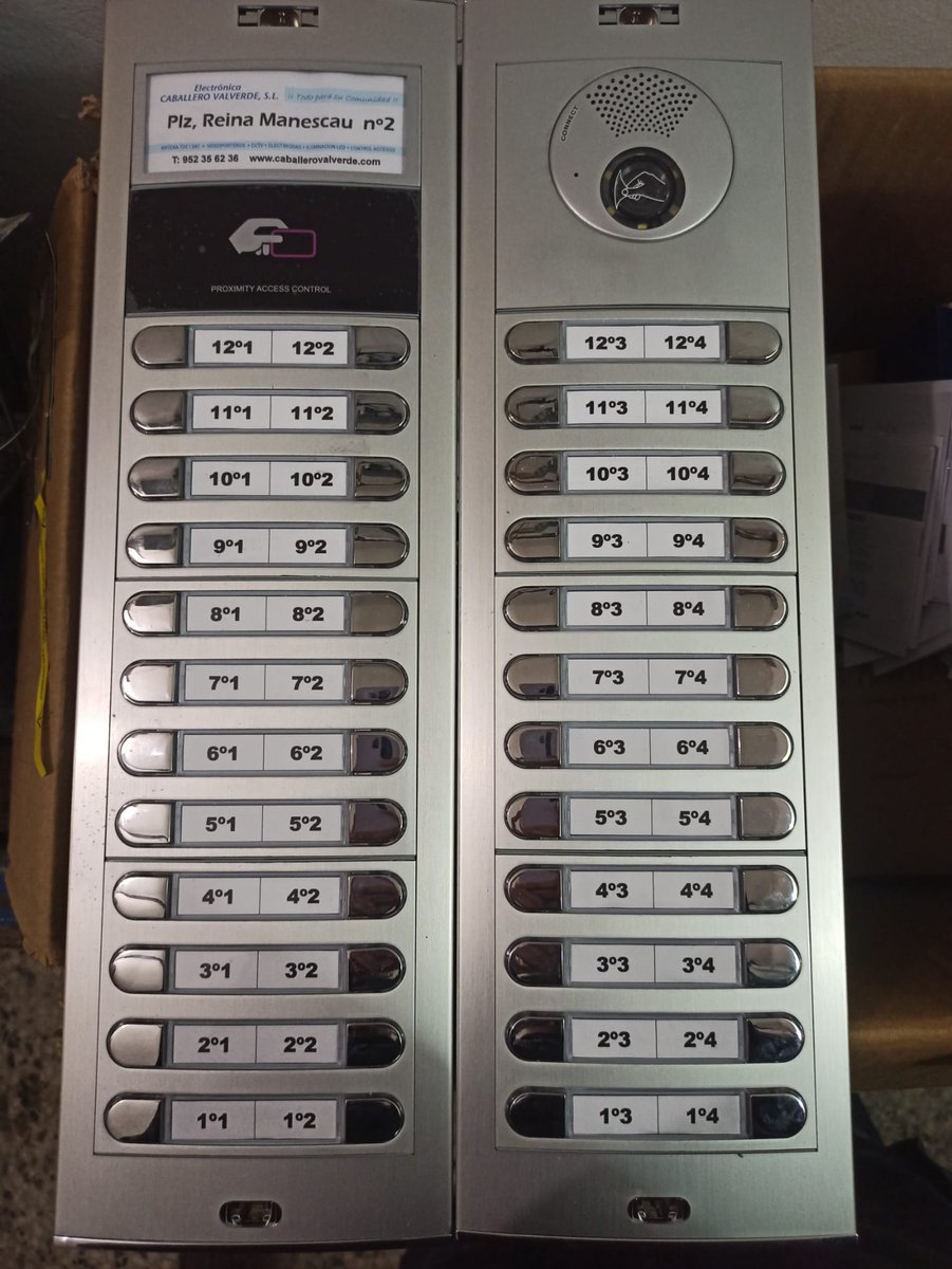 ElectCABALLERO's tweet photo. ELECTRÓNICA CABALLERO VALVERDE 
📌  C/ Cuarteles 56 - 29002 Málaga
📞  952 35 62 36 📲 639 271 389
📧  comercial@caballerovalverde.com
🌐  https://t.co/l4n6lrpjht

#telecomunicaciones #comunidadvecinos #administradoresdefincas #mantenimiento #mantenimientoedificios https://t.co/KIhYassqOs
