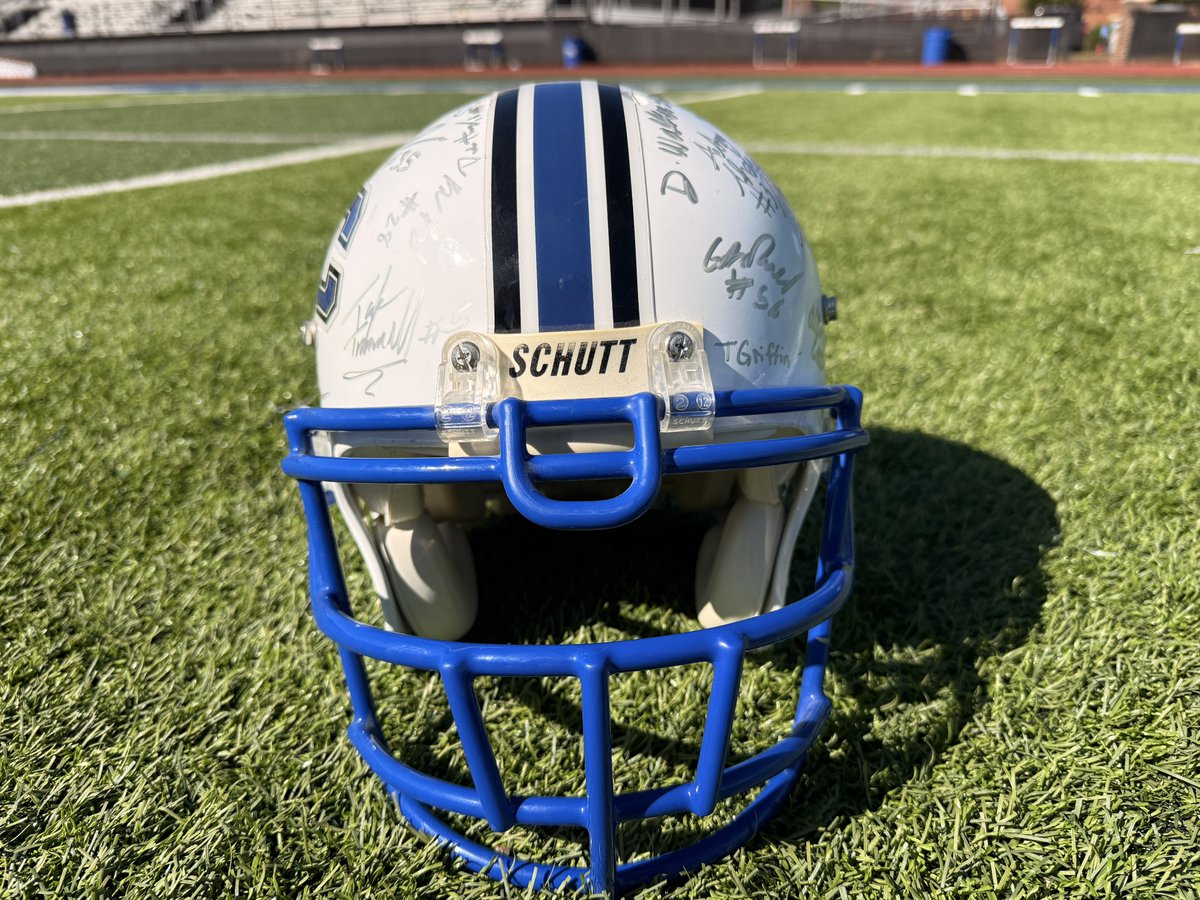 mawalker_MPCAD's tweet photo. 2014 @MPCAthletics Varsity Football State Championship Helmet!!! 

Hey @MPCSAlumni … Tag A Teammate!!! 

@CoachSmith75 @coacharnold06 @Taytram24 @mtparanschool https://t.co/yeyIAvM929