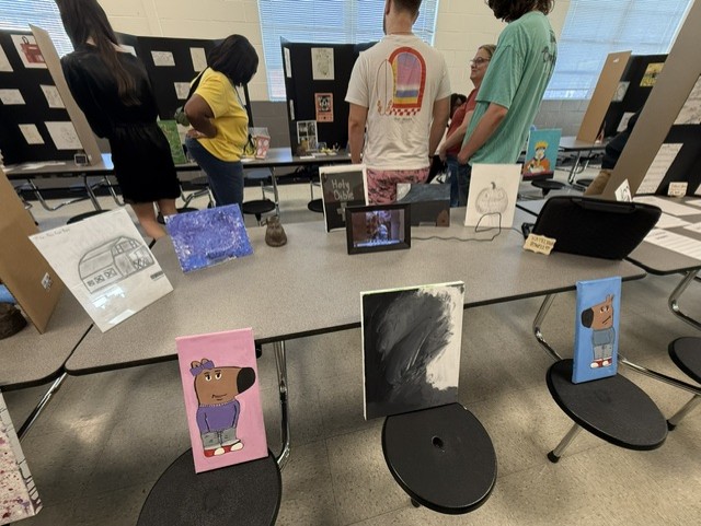 LawrenceCount12's tweet photo. The Lawrence County High School Art Club Showcase and Awards Ceremony were held Thursday, May 14, at the LCHS Cafeteria. Congratulations to Art Club Scholarship Recipient Mia Sandel, all the award recipients, and each art club member for sharing your amazing talents! https://t.co/5wWMNkYMtc