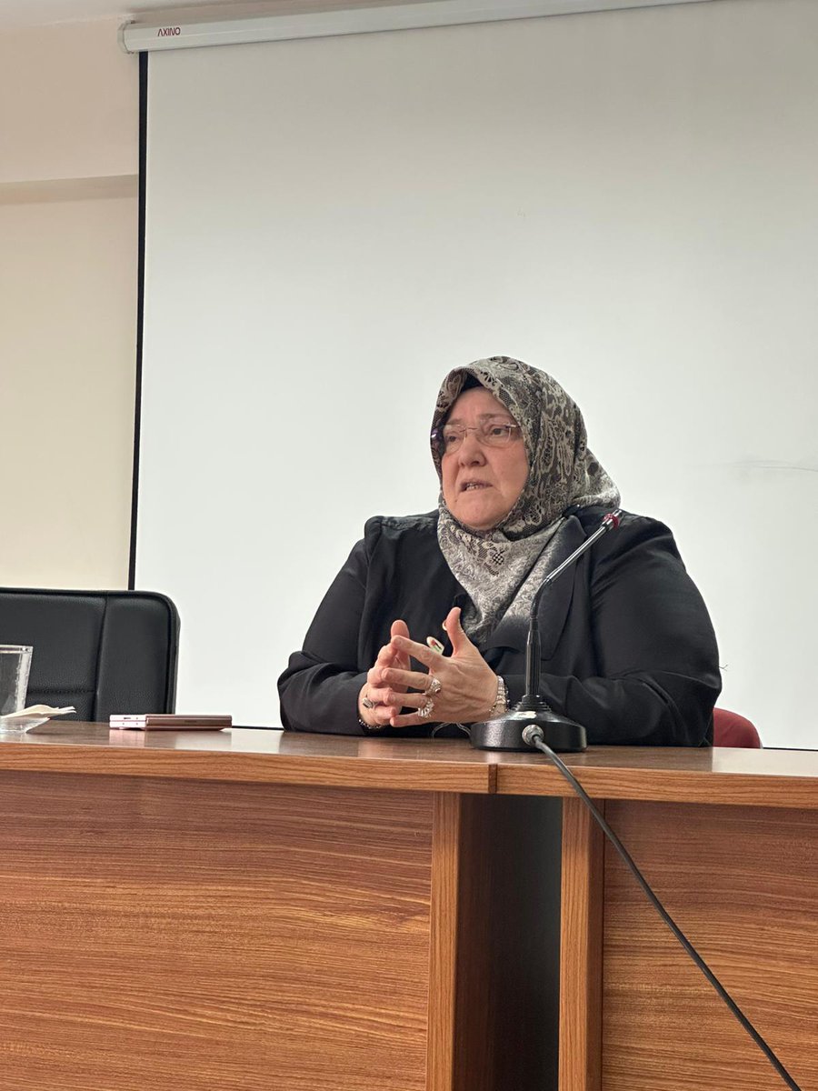 DunyaCakop's tweet photo. Nevşehir Hacı Bektaş Veli Üniversitesi İlahiyat Fakültesi Dekanı Sayın Prof. Dr. Adem Çatak, Başkanımız Sayın Zuhal Öztürk’ü makamında ağırladı. Nazik misafirperverliği için kendilerine teşekkür ederiz.✨ https://t.co/LBJ6gquofy