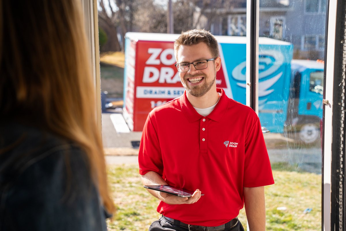 zoomdrainLV's tweet photo. The moment we arrive, you know you made the right call.

Experienced technicians. Lasting solutions. Service you can count on from the start.

Get Your Life Flowing Today® with Zoom Drain.

#ZoomDrain #ExpertTechnician #PeaceOfMind #HomeServices https://t.co/6VZoSYirMs