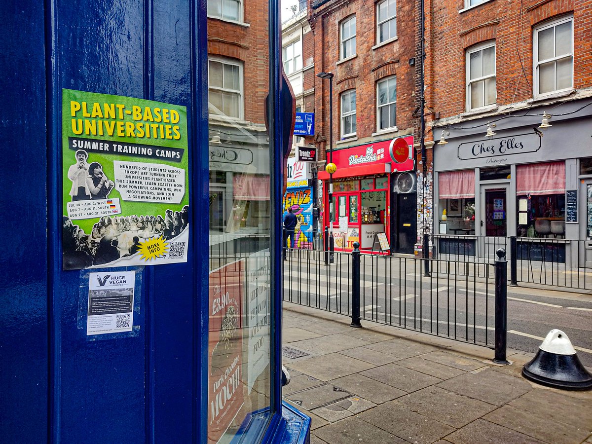 Jayseecosta's tweet photo. Spreading my flyer for the Huge Vegan Survey around London. If you are vegan or plant based adult and you have not answered this anonymous survey yet, please do so and share it widely, so I can get the biggest sample: https://t.co/gQIlOFFSwC  #vegan #plantbased #hugevegansurvey https://t.co/KlpCFWyP5H