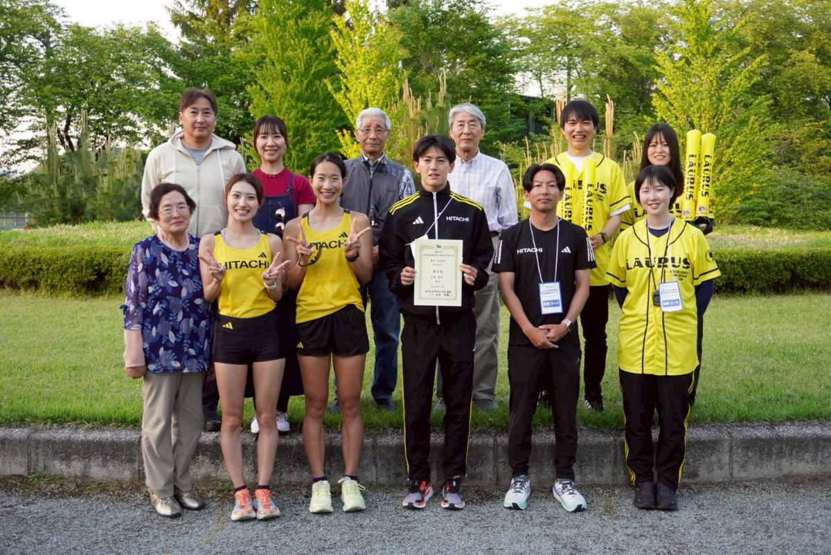 Hitachi_Laurus's tweet photo. ＼\ 大会結果 /／

東日本実業団選手権の一日目に、
\\ W鈴木 // が出場！

樺連選手は7年ぶり2度目となる10000mで見事、自己記録を更新‼︎🏅✨
千晴選手も約半年ぶりのレースでしたが、しっかりと最後まで走り切りました‼︎✨

たくさんの応援をありがとうございました！✨ https://t.co/UEnqJBlKLn