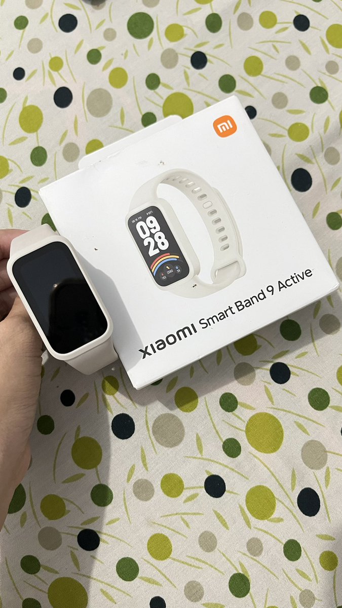 dearednut's tweet photo. Wts
Jual xiaomi smartband 9 active warna putih. Baru dibeli bulan Februari lalu, masih brand new soalnya dibeli buat hadiah mamah, tapi ternyata pas dikasih kemarin mamahku ga suka sama modelnya😭
Bisa cod Jabodetabek✅ https://t.co/ZGvSy641cW