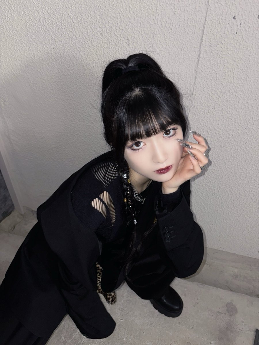 美月さな【兎アイズ】 tweet media