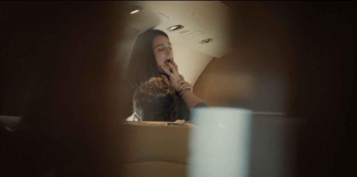 armandcent's tweet photo. Happy #FingersOnHerMouthFriday https://t.co/PDFzRb32Pf