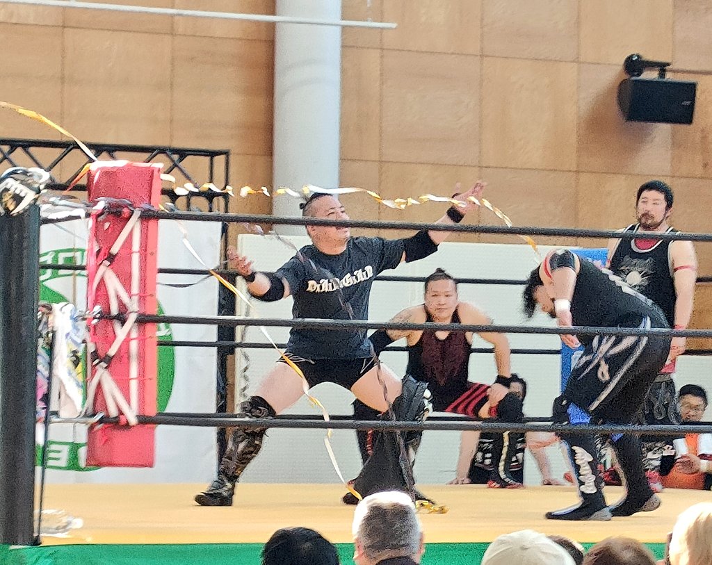 Saaki21987422's tweet photo. 5.10 プロレスリングDEWA@新庄
〈メインイベント➀〉
#デワプロ
#DPW
#SINDICATE https://t.co/Jj0CFItiFA