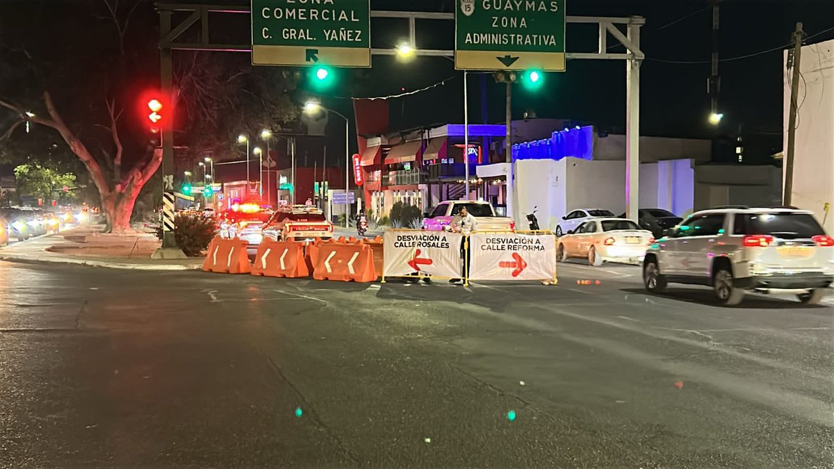 Policia_HMO's tweet photo. ⚠️ AVISO ViAL:🚧 Blvd. Luis Encinas y calle Rosales
Cierre a la circulación de norte a sur sobre la calle Rosales.
🚧 Pino Suárez y avenida Niños Héroes Cierre de carriles 1 y 2 de sur a norte en Pino Suárez para implementar contraflujo e incorporarse a la calle Rosales. https://t.co/kzTh3gMTHt