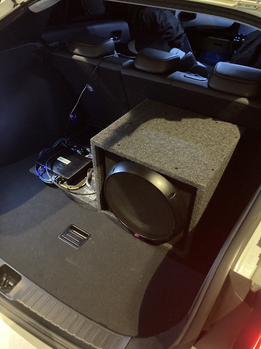 Quad_Control's tweet photo. 50プリウスにロックフォードのサブウーファー追加🤤
#toyota
#50プリウス
#rockford
#DSP
#ゴールドホルン
#QUADCONTROL
#クアッドコントロール
#千葉県
#佐倉市 https://t.co/rceQmZYDv9