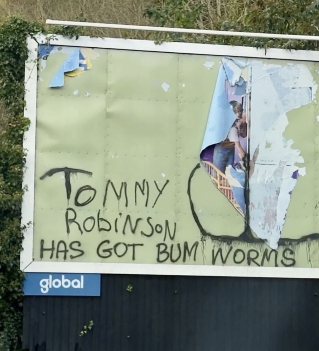 No Context Brits tweet media