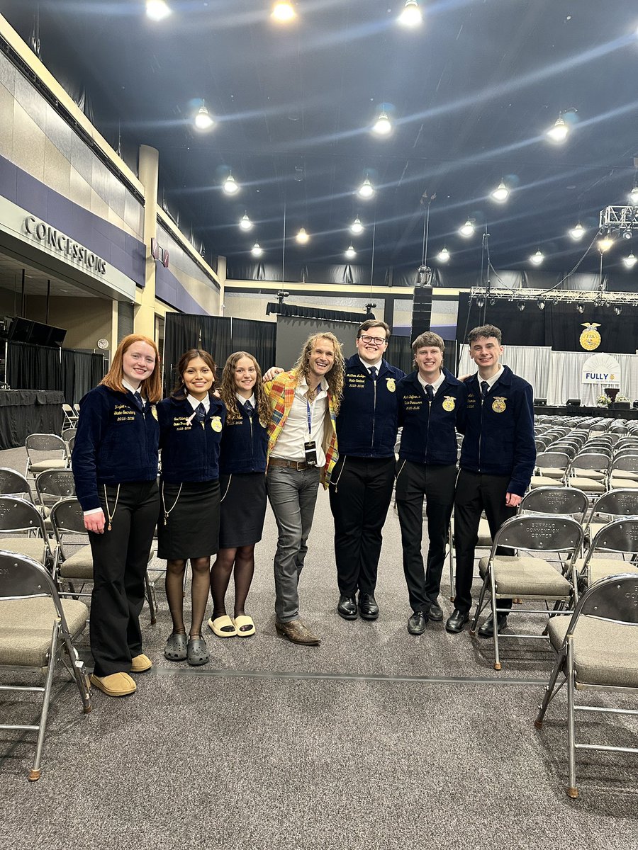 NickTokman's tweet photo. New York FFA Association, it was an honor and a privilege to be a part of your Convention. Remember, you are FULLY the difference in your life and the impact you bring to others around you. Go do amazing things. #muchlove #becomeyourcaptain #ntsunshine out ♥️😎🐈‍⬛ https://t.co/198UeZqOsd