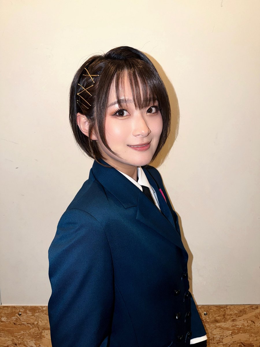 涼邑芹 tweet media