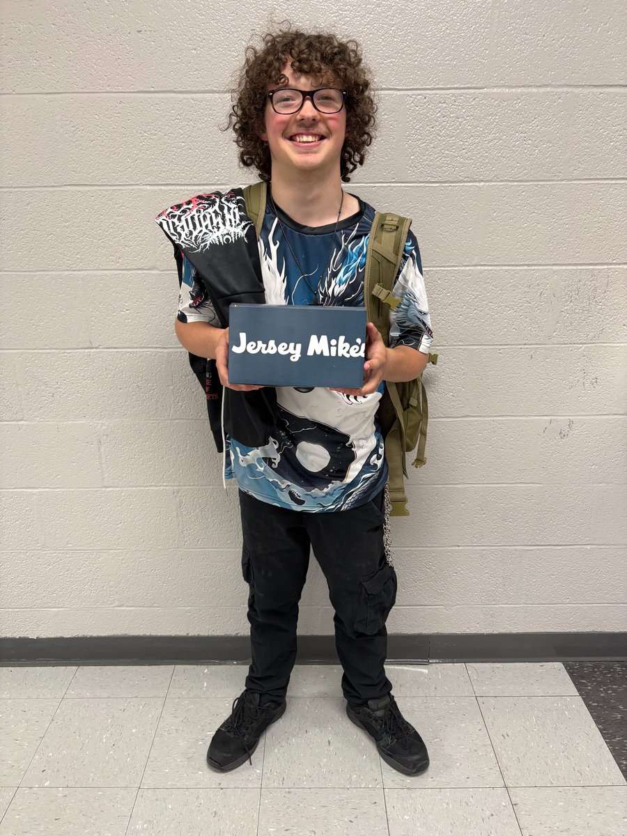 DCcougarnation's tweet photo. DCHS Jersey Mike's Perfect Attendance Winners! #cougarpride https://t.co/cCEfSWm8DY