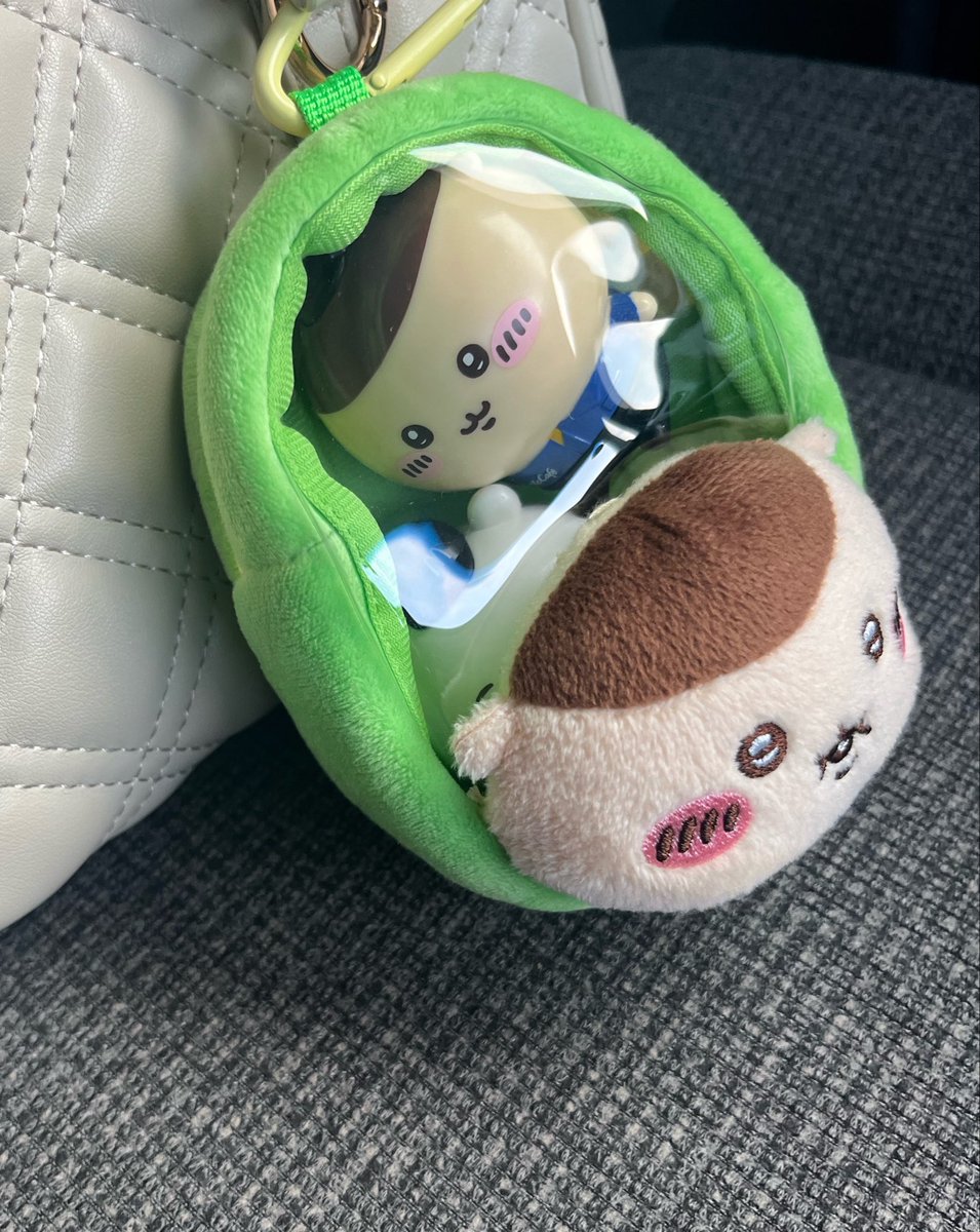usagi__5020's tweet photo. ゲロかわの栗まんじゅう🌰 https://t.co/93ArmjTu41
