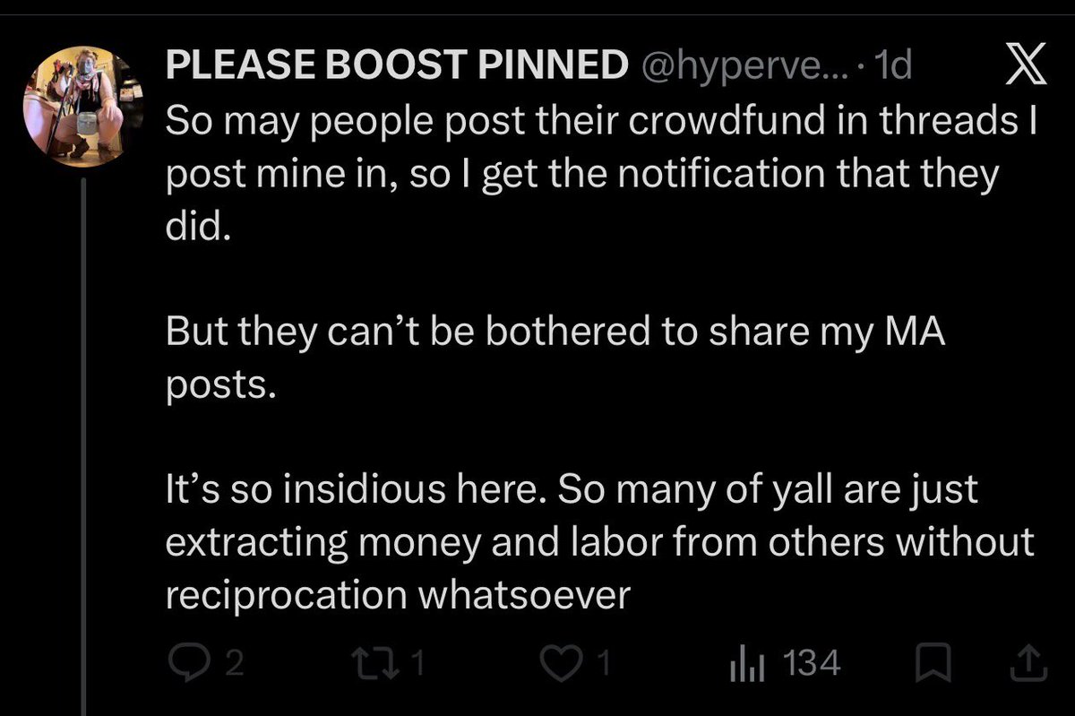 Joeberoniy tweet media